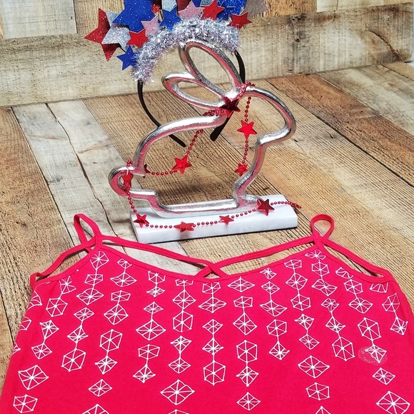 Aeropostale | Geometric Print V-Neck Cami - Picture 3 of 6